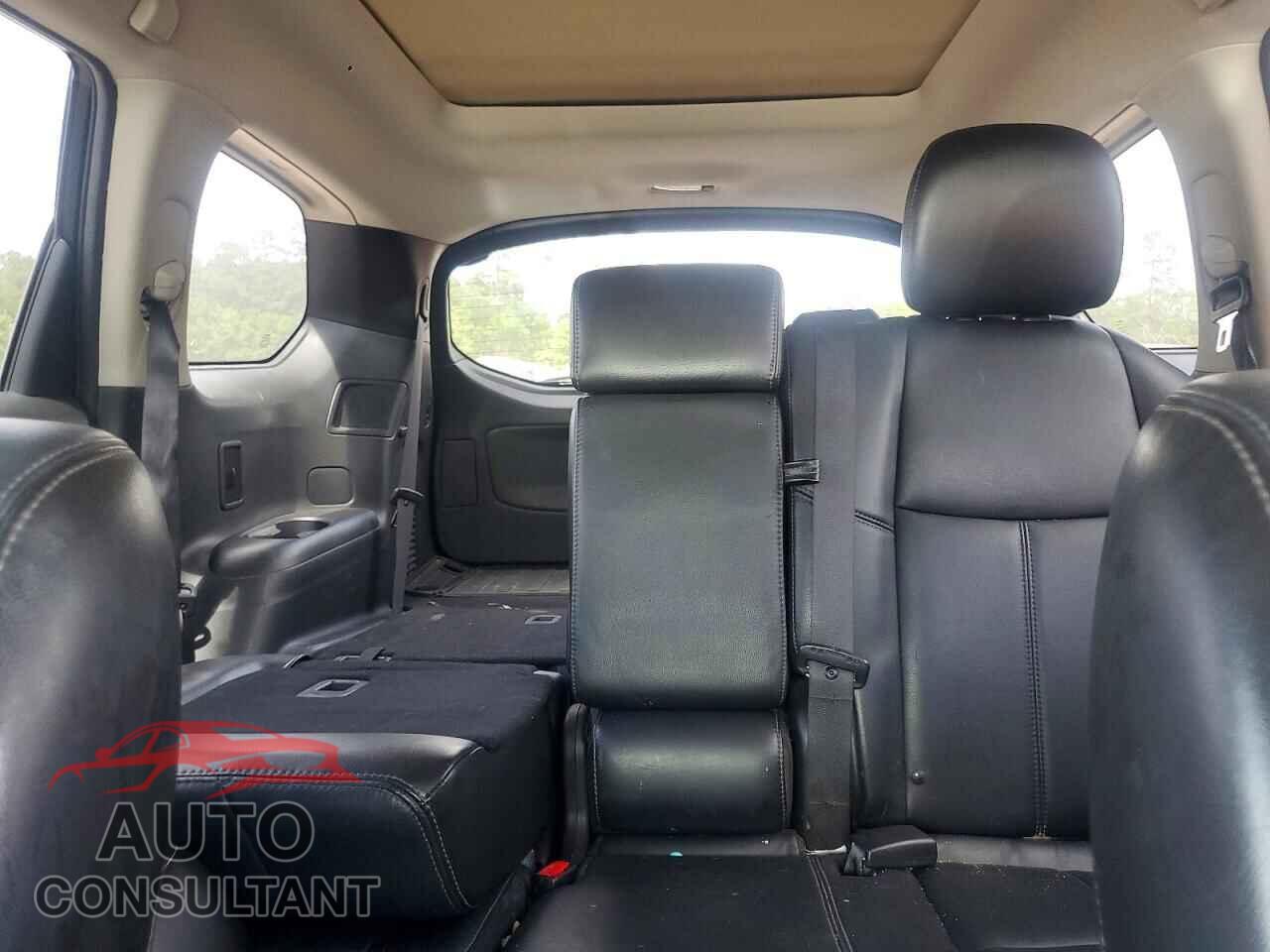 NISSAN PATHFINDER 2013 - 5N1AR2MN3DC652669
