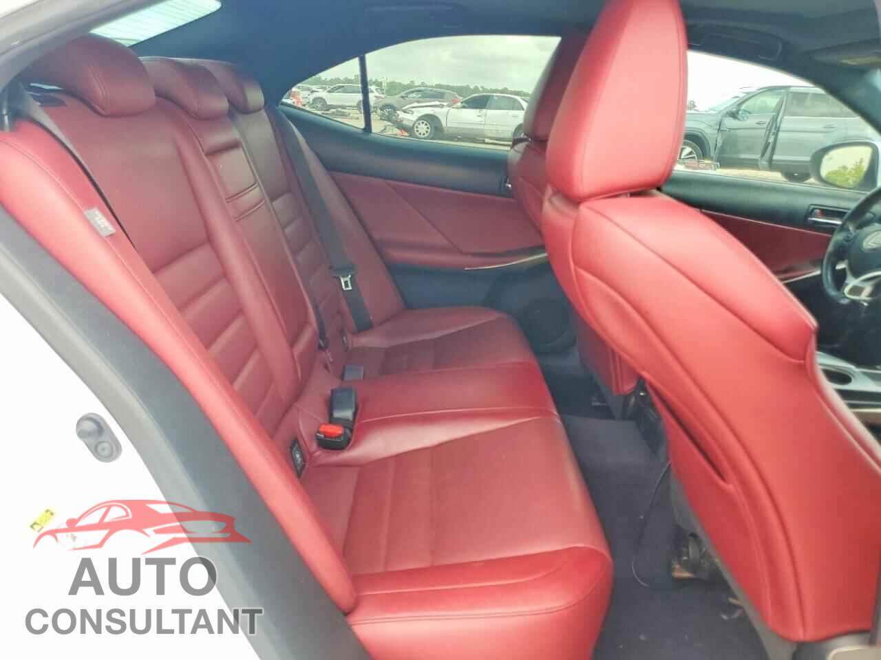 LEXUS IS 2014 - JTHBF1D28E5038030