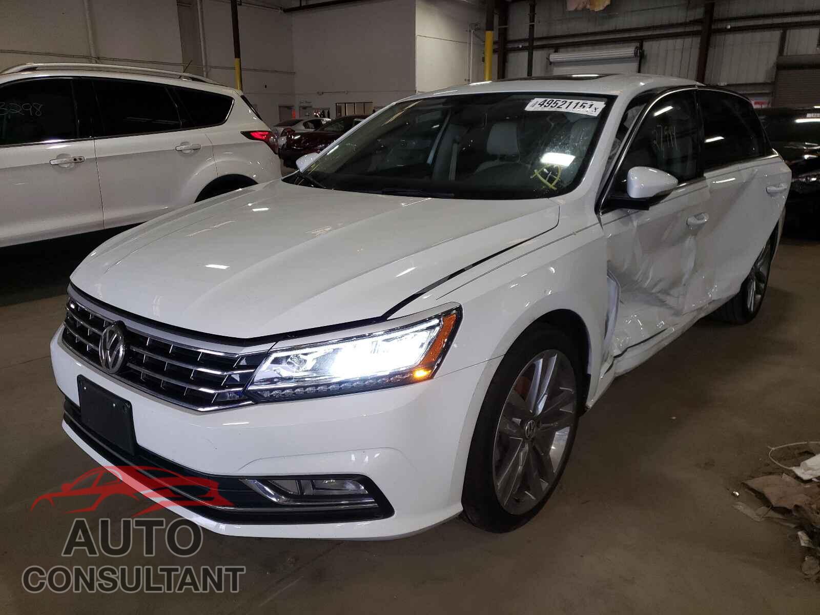 VOLKSWAGEN PASSAT 2018 - 1VWBA7A39JC002866