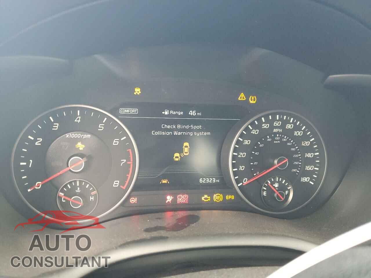 KIA STINGER 2018 - KNAE55LC7J6017853