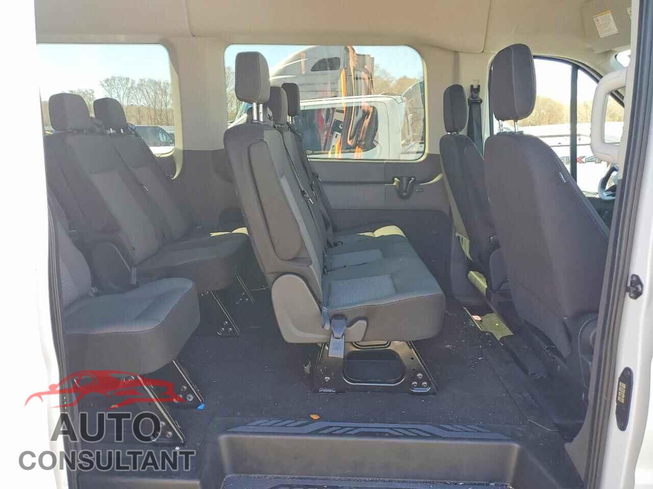 FORD TRANSIT 2025 - 1FBAX2C88SKA20182