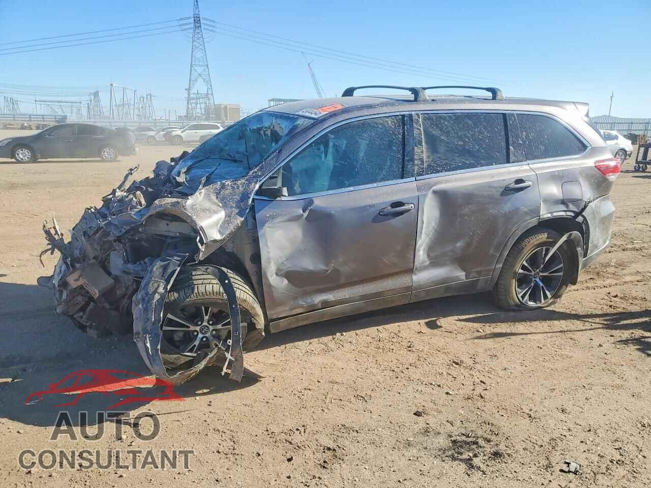TOYOTA HIGHLANDER 2019 - 5TDBZRFH1KS963554