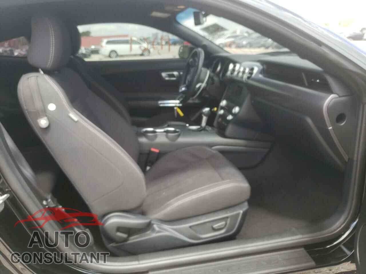 FORD MUSTANG 2020 - 1FA6P8CF3L5154610