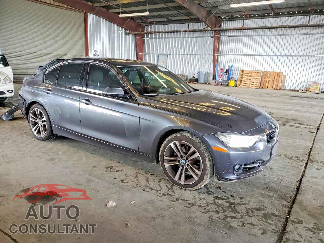 BMW 3 SERIES 2013 - WBA3B3C5XDF543436