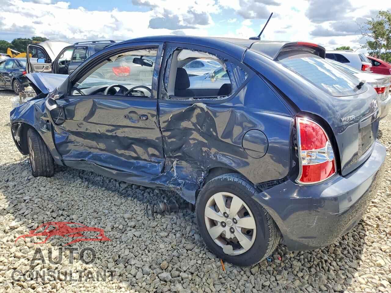 HYUNDAI ACCENT 2011 - KMHCM3AC2BU200199