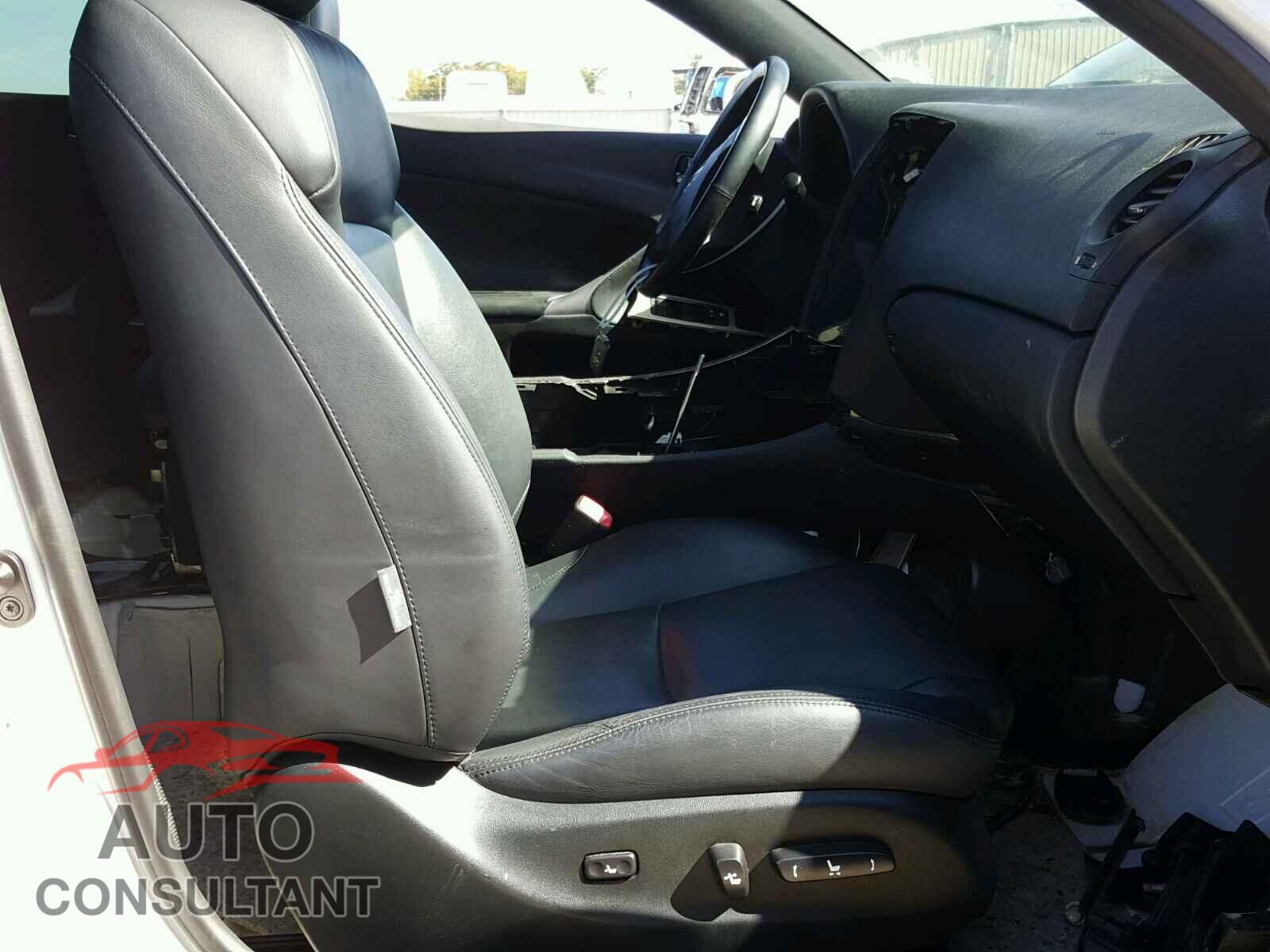 LEXUS IS F 2010 - JTHBP5C26A5007536