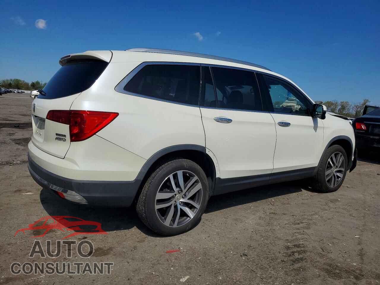 HONDA PILOT 2018 - 5FNYF6H99JB051846