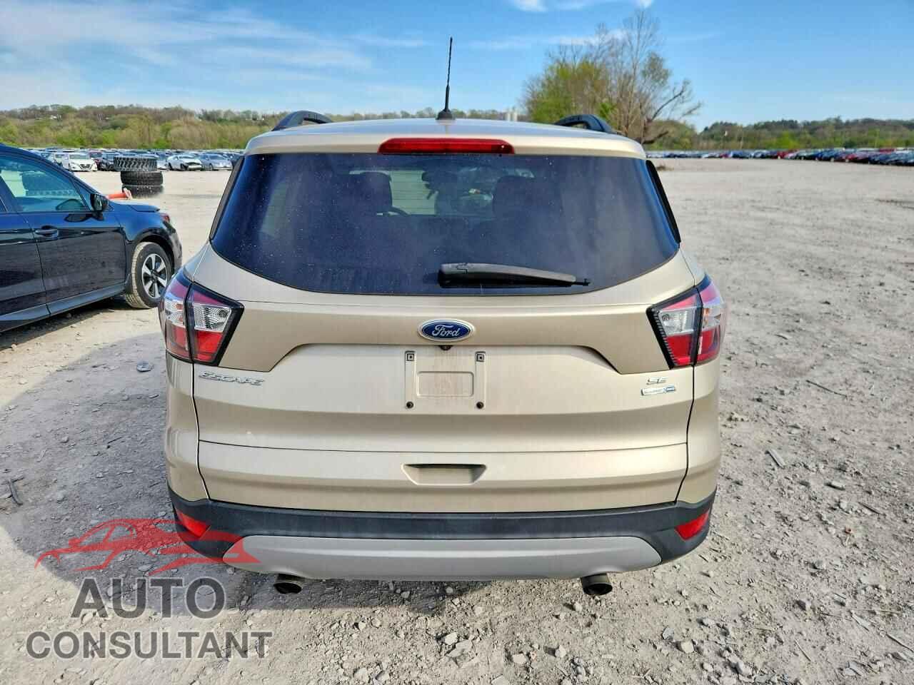 FORD ESCAPE 2018 - 1FMCU9GD1JUC87658