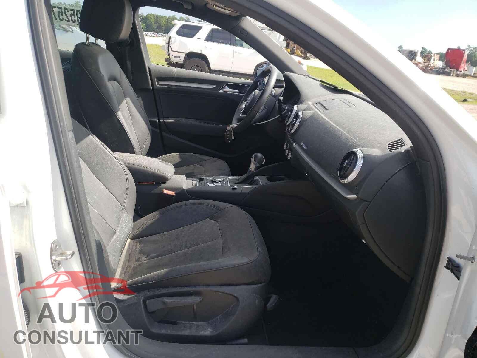AUDI A3 2017 - WAUAUGFF3H1026768