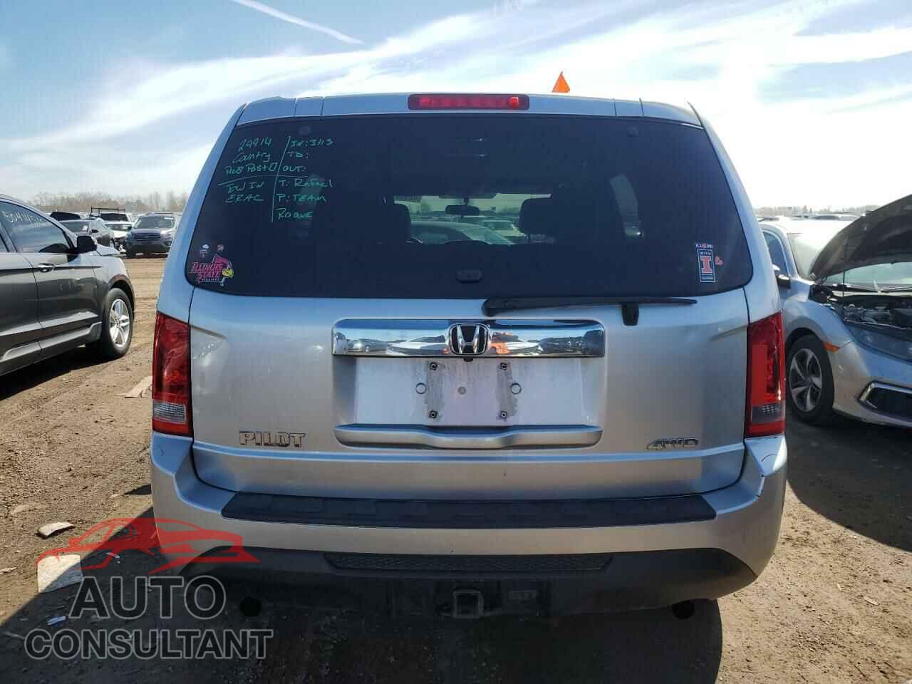HONDA PILOT 2013 - 5FNYF4H23DB020992