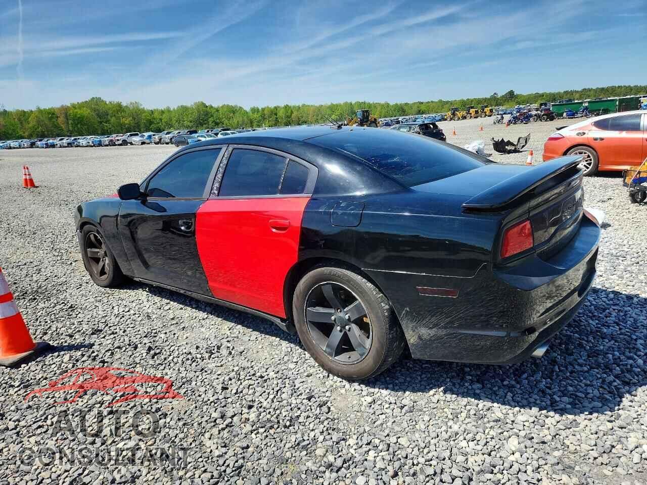 DODGE CHARGER 2013 - 2C3CDXCT2DH696818