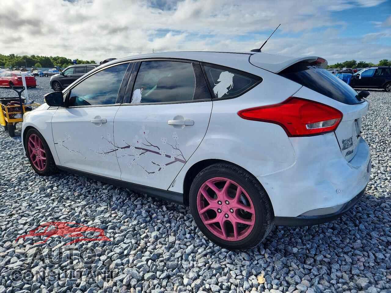 FORD FOCUS 2017 - 1FADP3M22HL225546