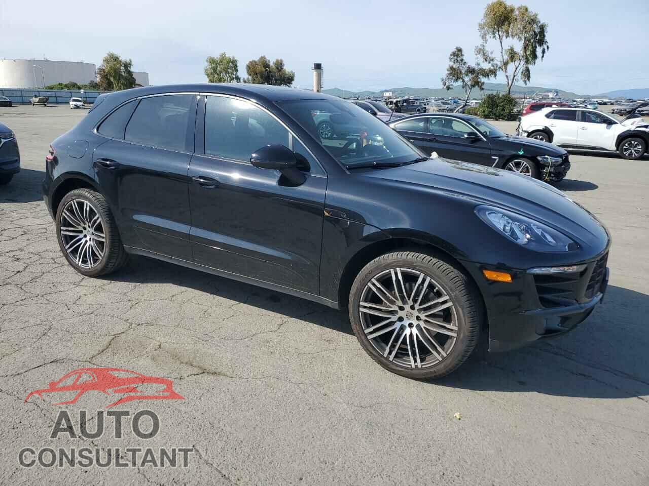 PORSCHE MACAN 2018 - WP1AA2A55JLB07373