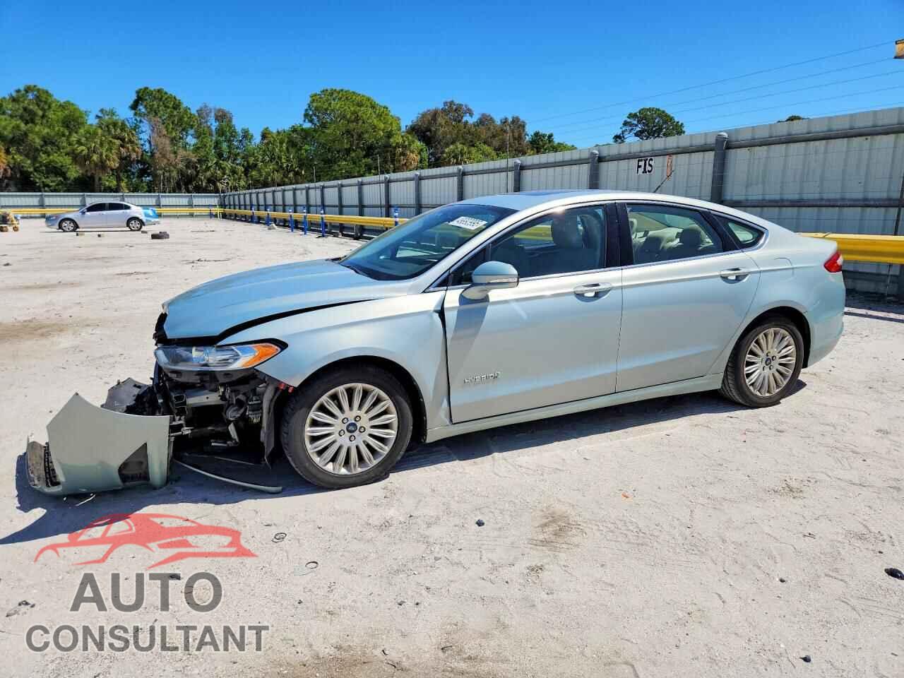 FORD FUSION 2013 - 3FA6P0LU3DR205957