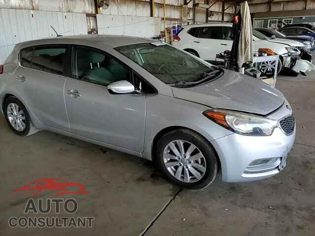 KIA FORTE5 EX 2015 - KNAFX5A80F5360871