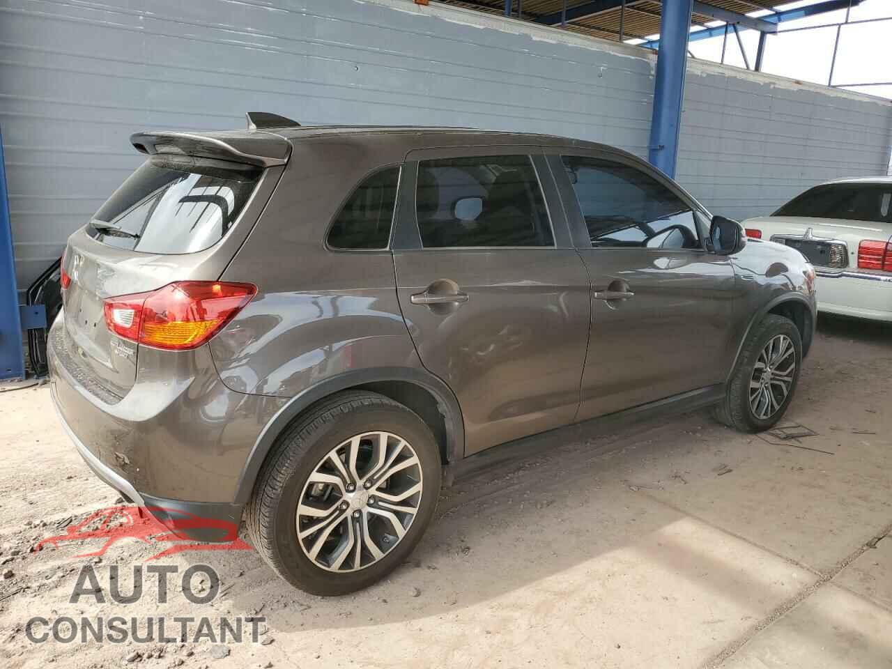 MITSUBISHI OUTLANDER 2017 - JA4AP3AU6HZ018720
