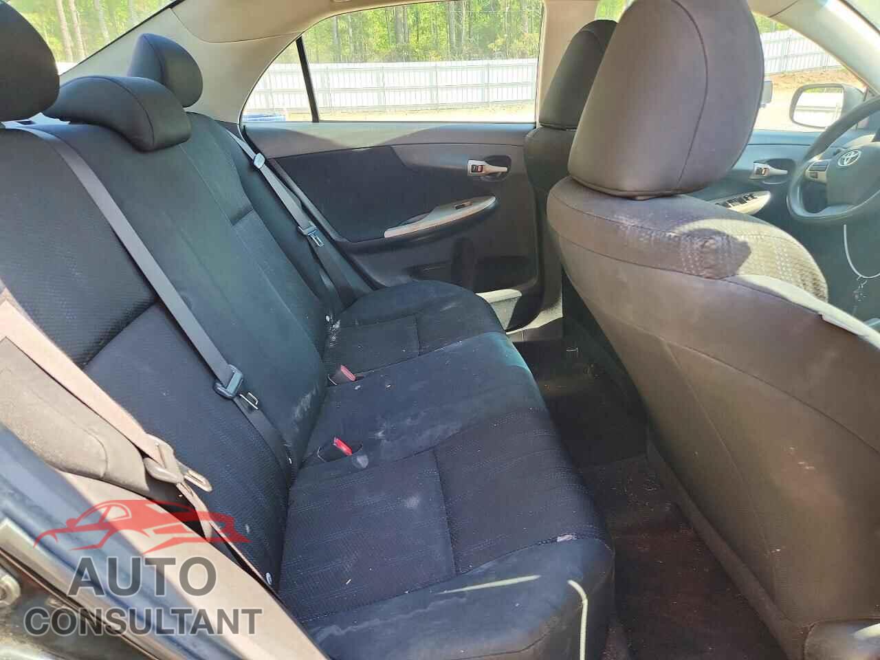 TOYOTA COROLLA 2011 - 2T1BU4EE8BC724150