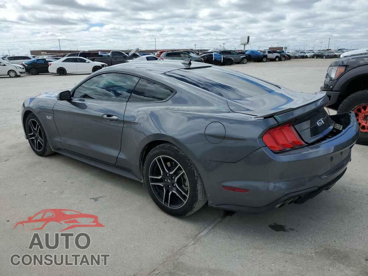 FORD MUSTANG 2022 - 1FA6P8CF3N5131959