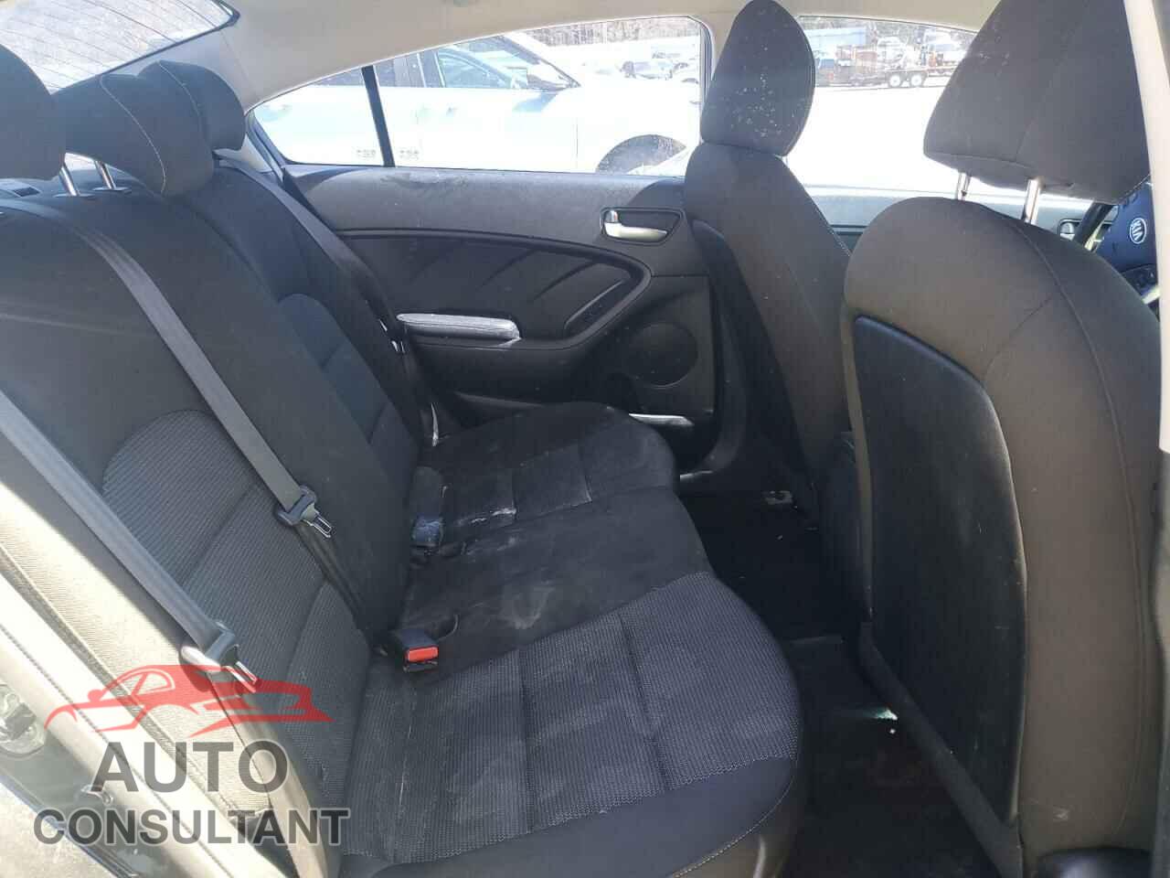 KIA FORTE 2017 - 3KPFK4A7XHE025272