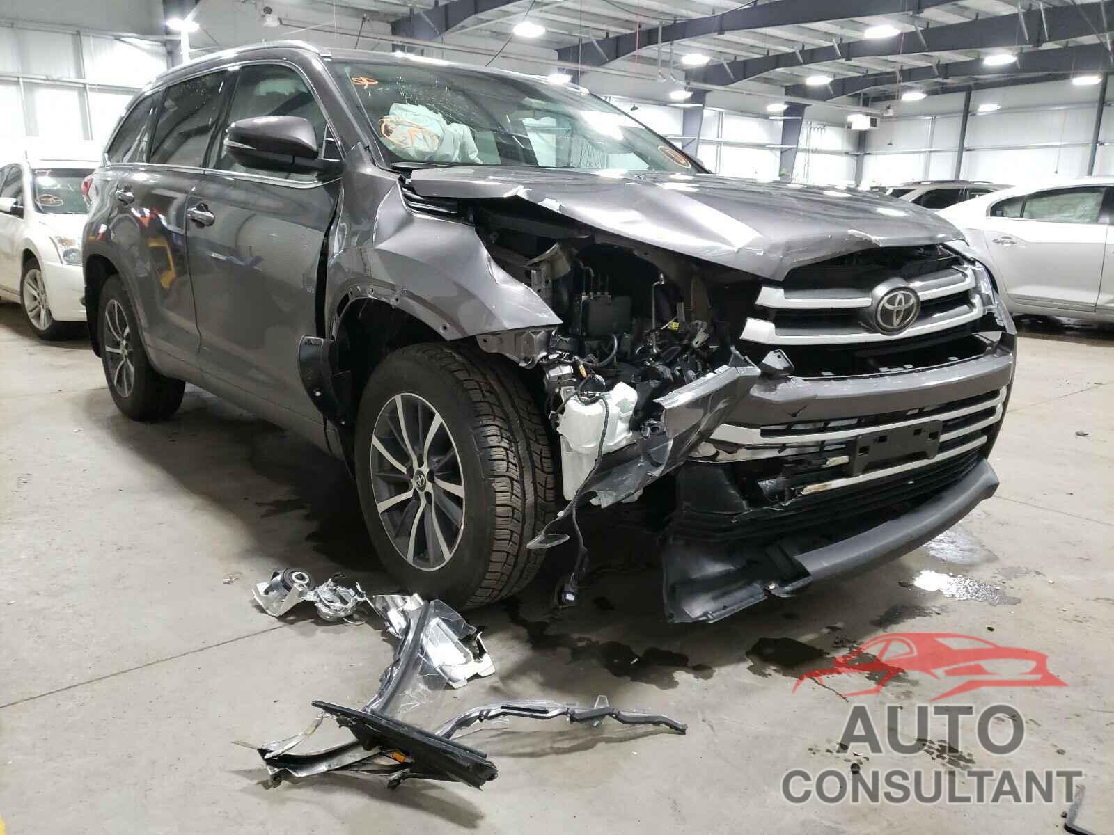 TOYOTA HIGHLANDER 2017 - 5TDJZRFH6HS446996