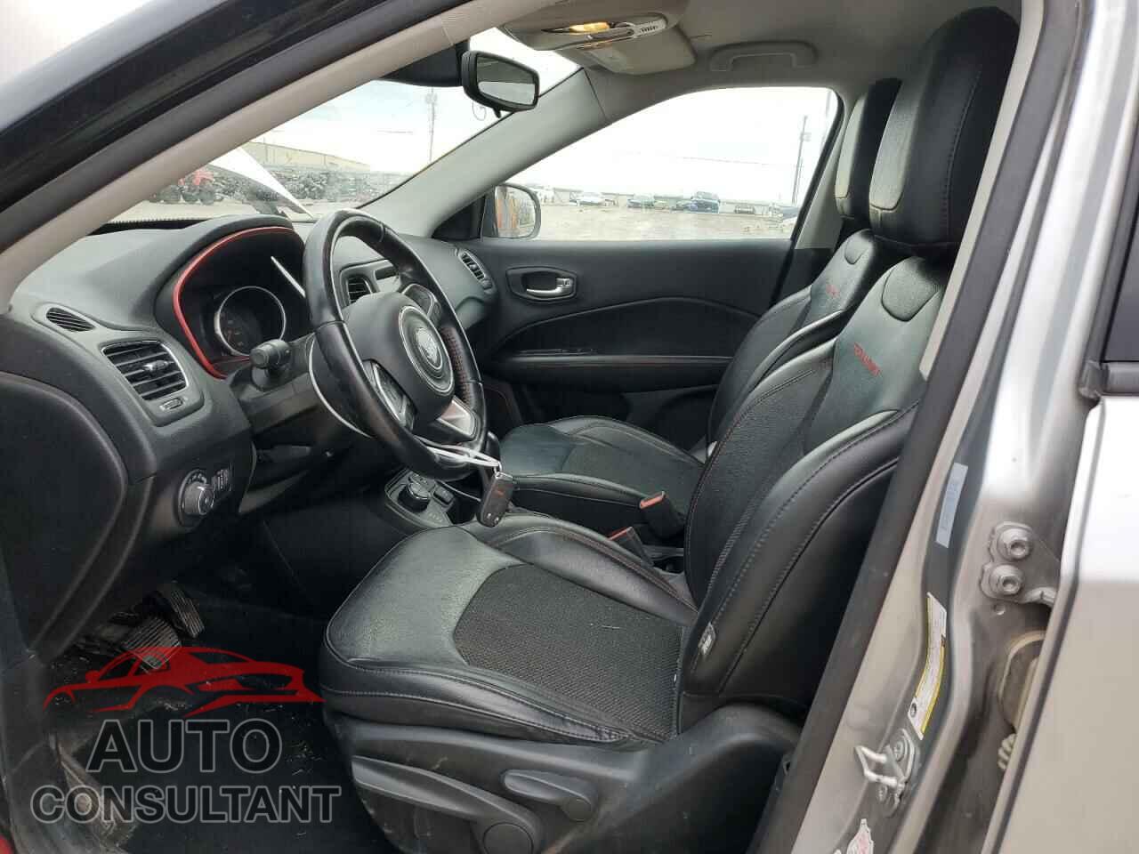 JEEP COMPASS 2020 - 3C4NJDDB4LT177339