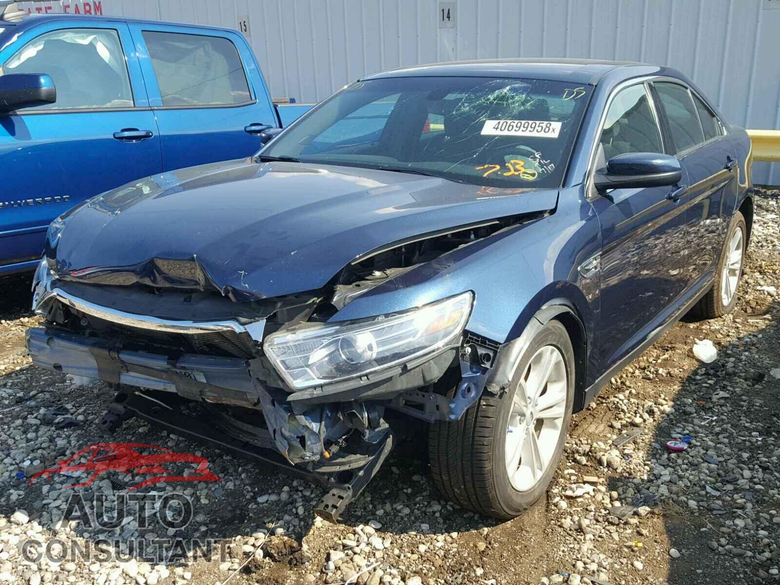 FORD TAURUS 2016 - 1FAHP2E82GG156086