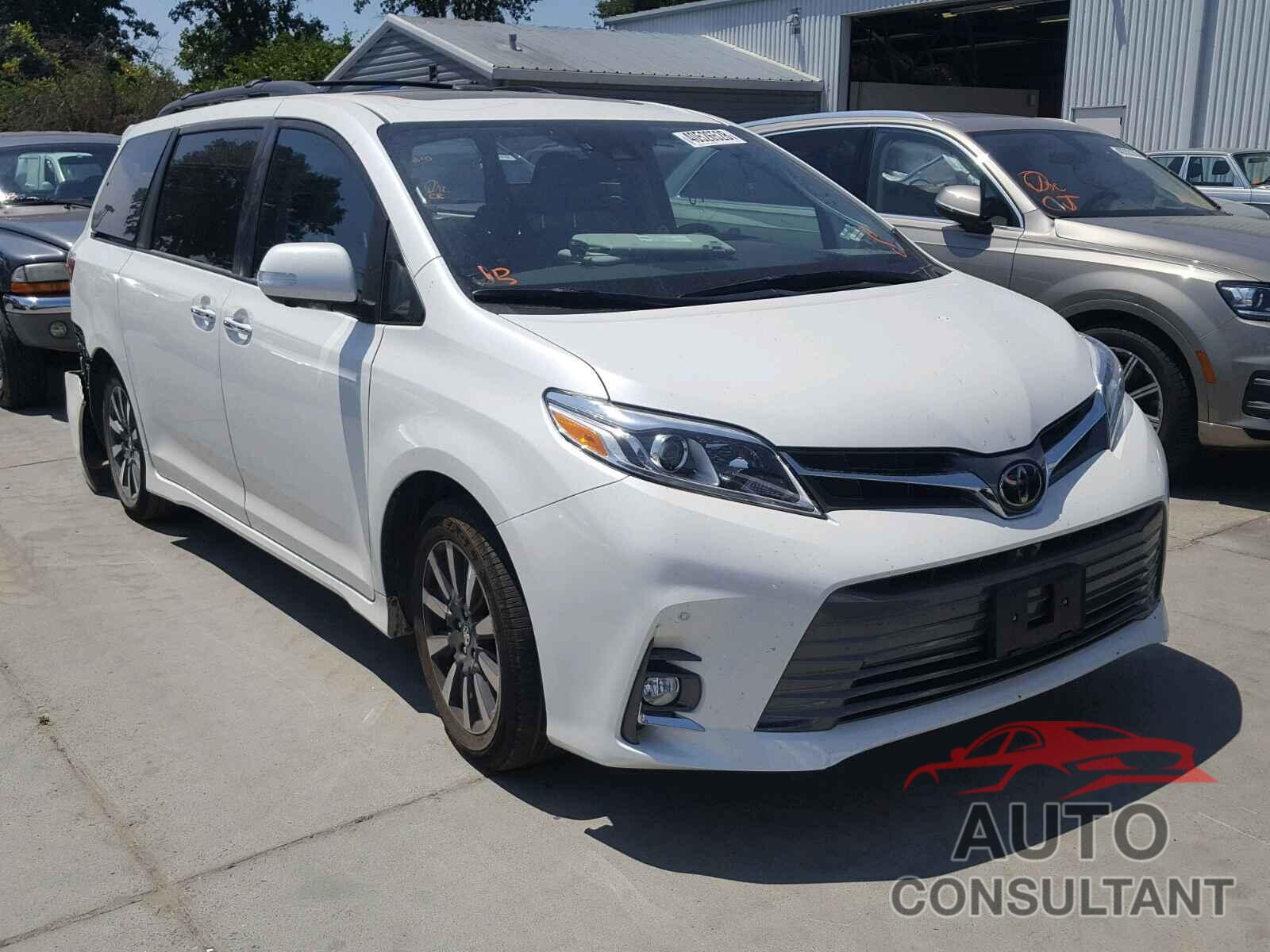 TOYOTA SIENNA 2018 - 5TDYZ3DC6JS924889