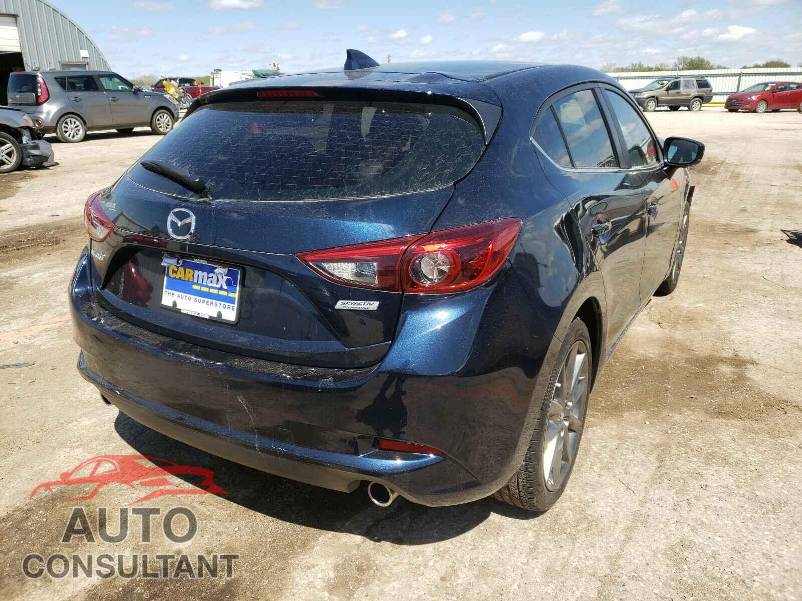 MAZDA 3 2018 - 3MZBN1M34JM190515