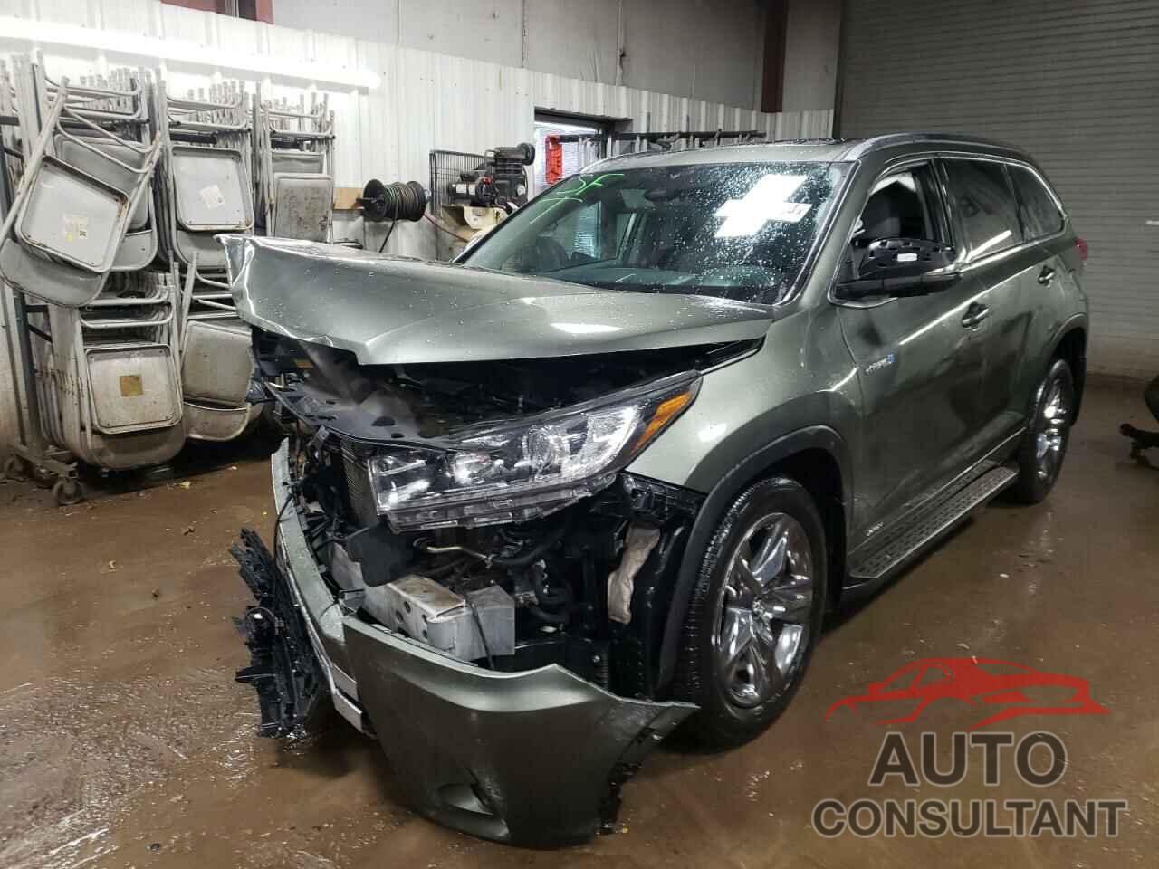 TOYOTA HIGHLANDER 2019 - 5TDDGRFH9KS054086