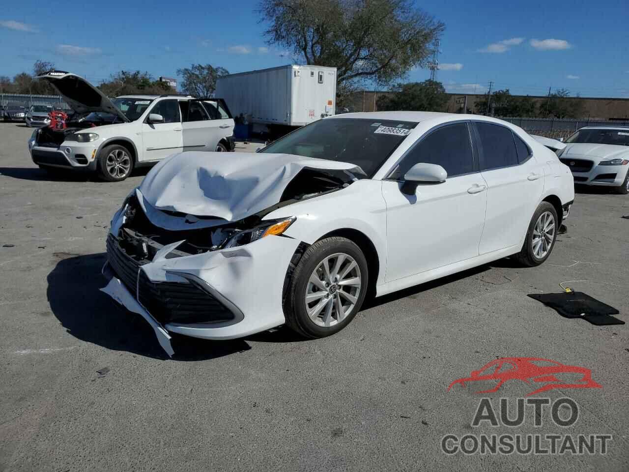 TOYOTA CAMRY 2023 - 4T1C11AKXPU767272