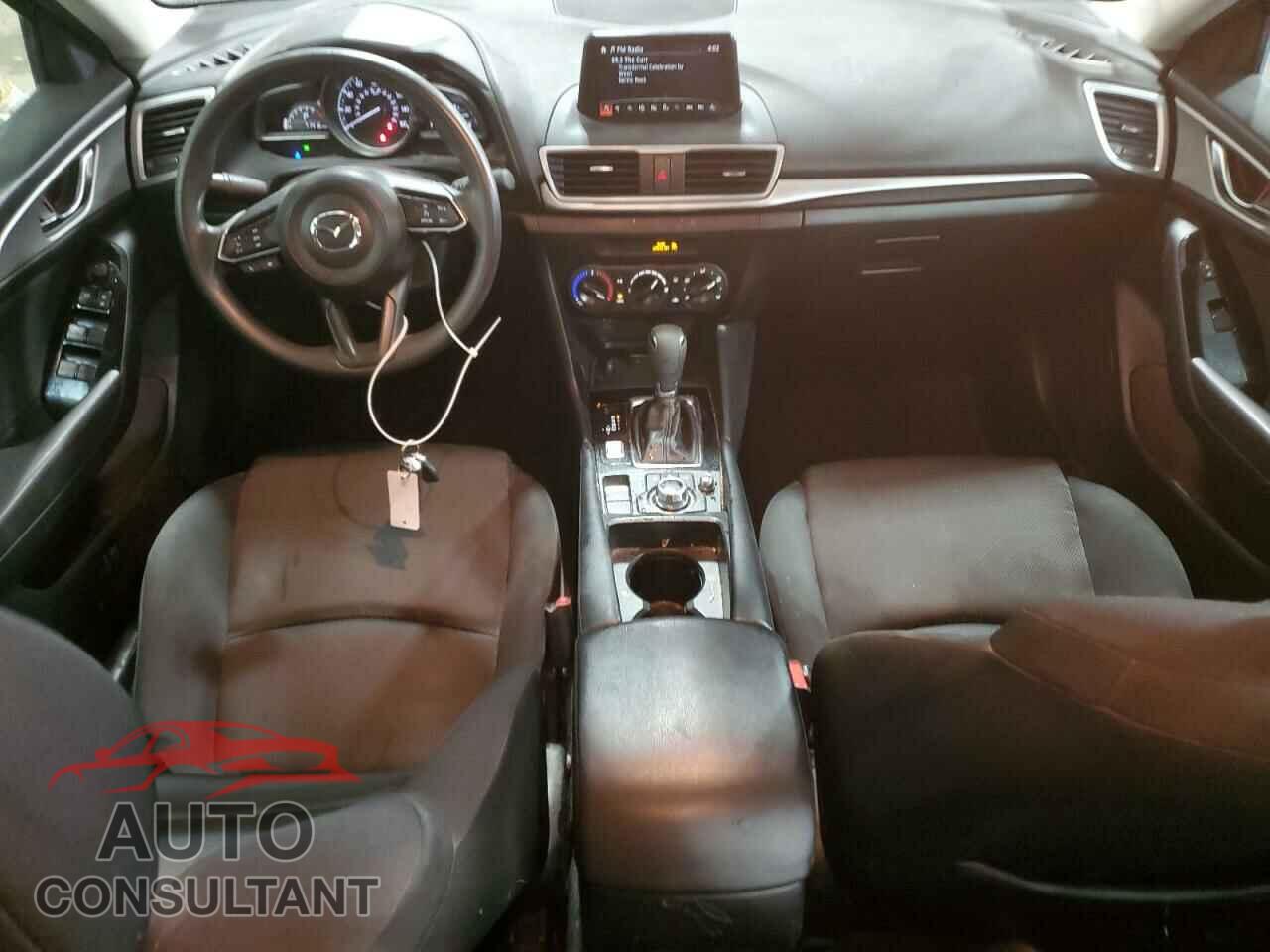 MAZDA 3 2017 - 3MZBN1U73HM146602