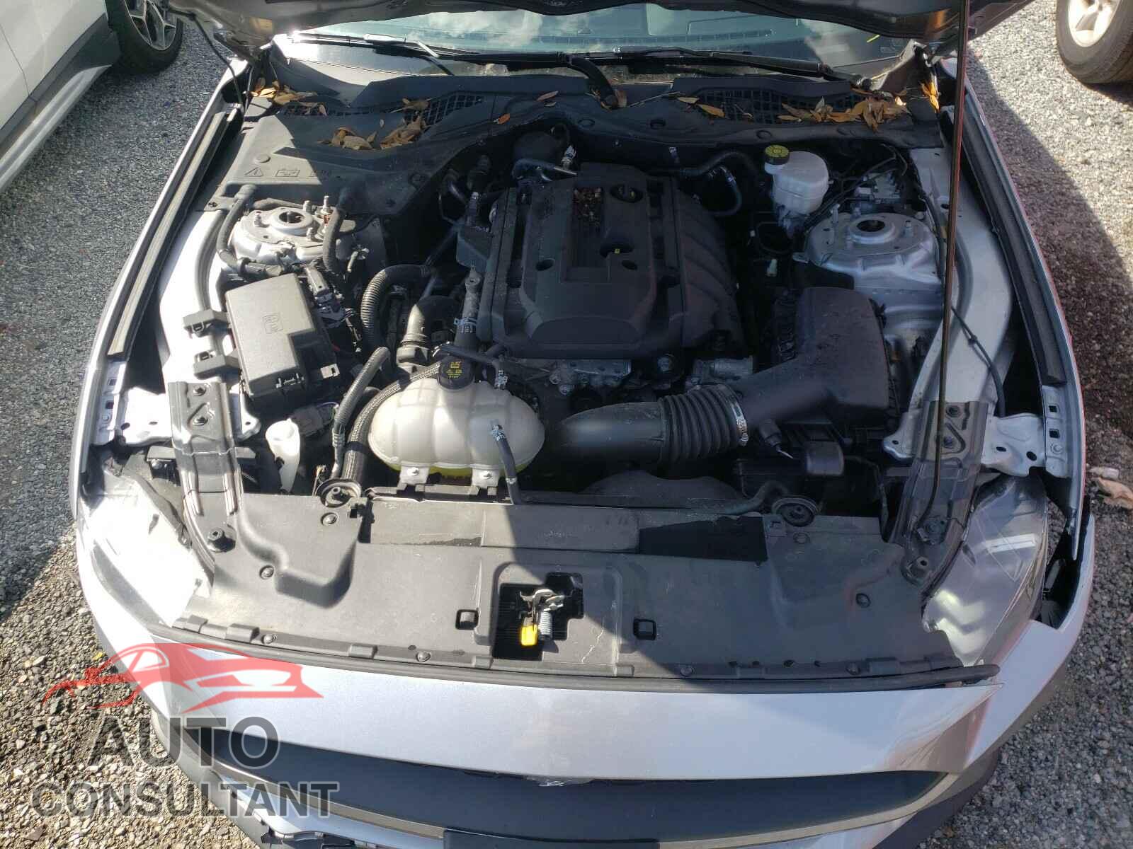 FORD MUSTANG 2020 - 1FA6P8TH2L5137296