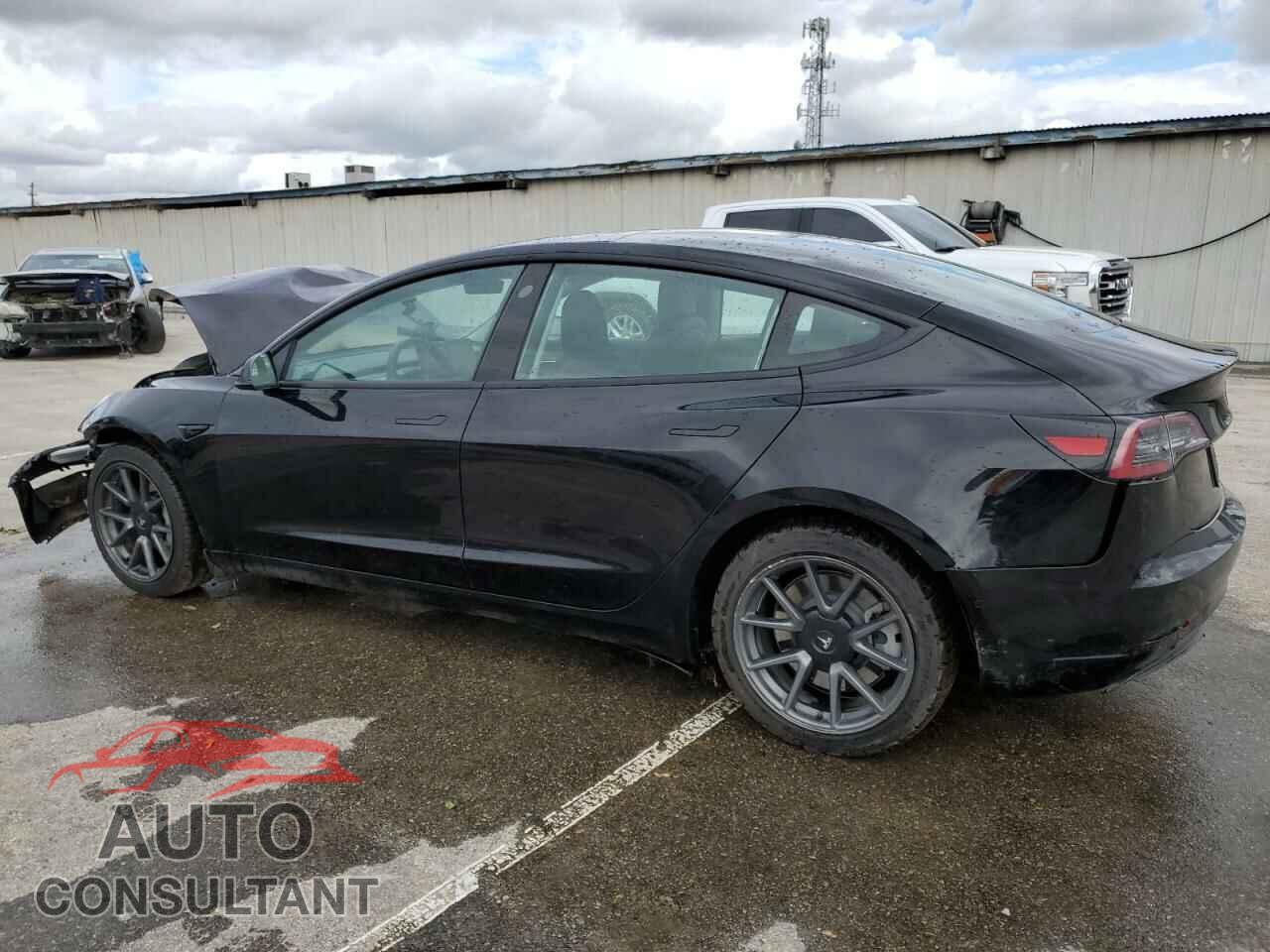 TESLA MODEL 3 2022 - 5YJ3E1EBXNF137843