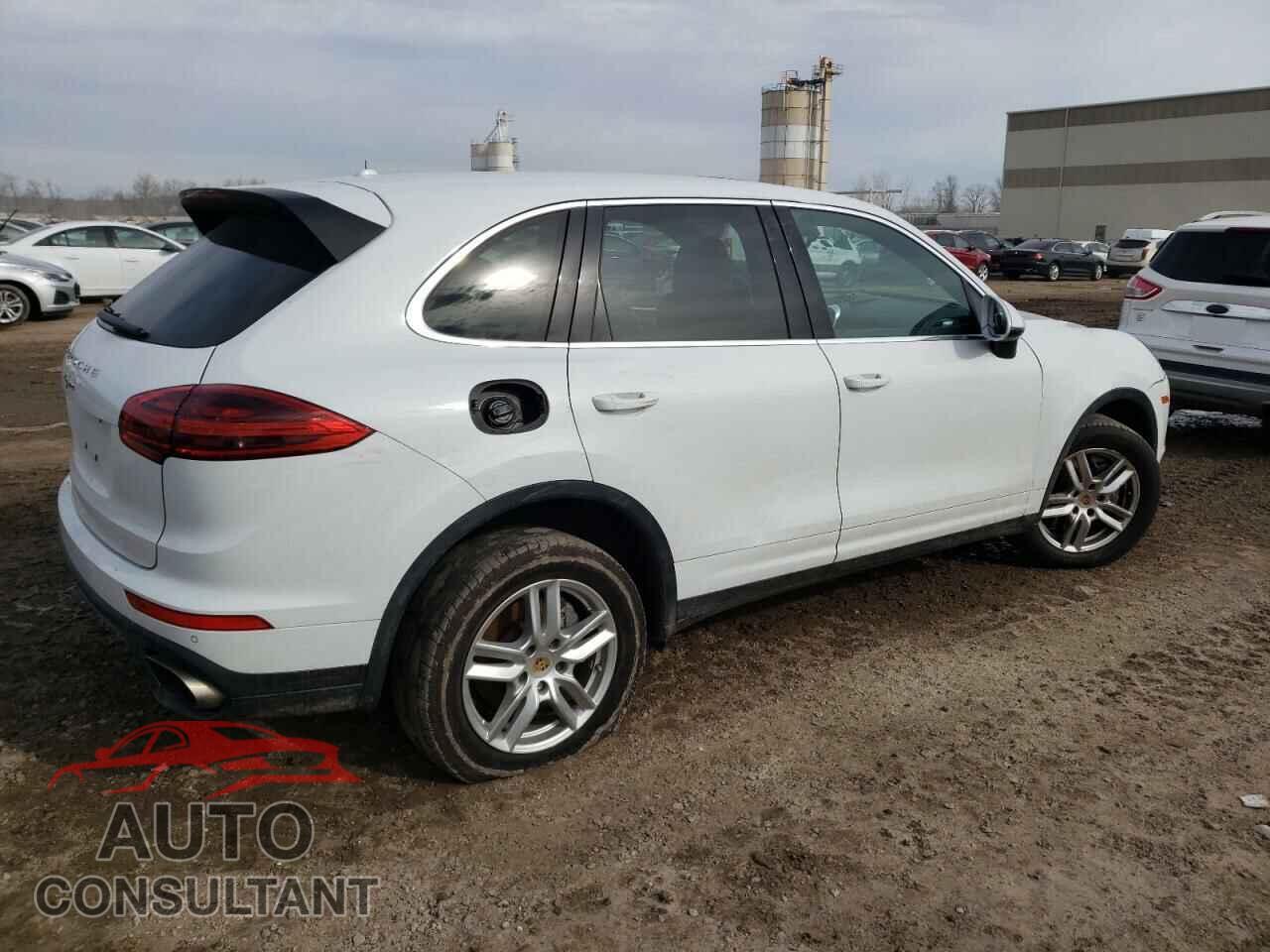 PORSCHE CAYENNE 2016 - WP1AA2A25GLA03710