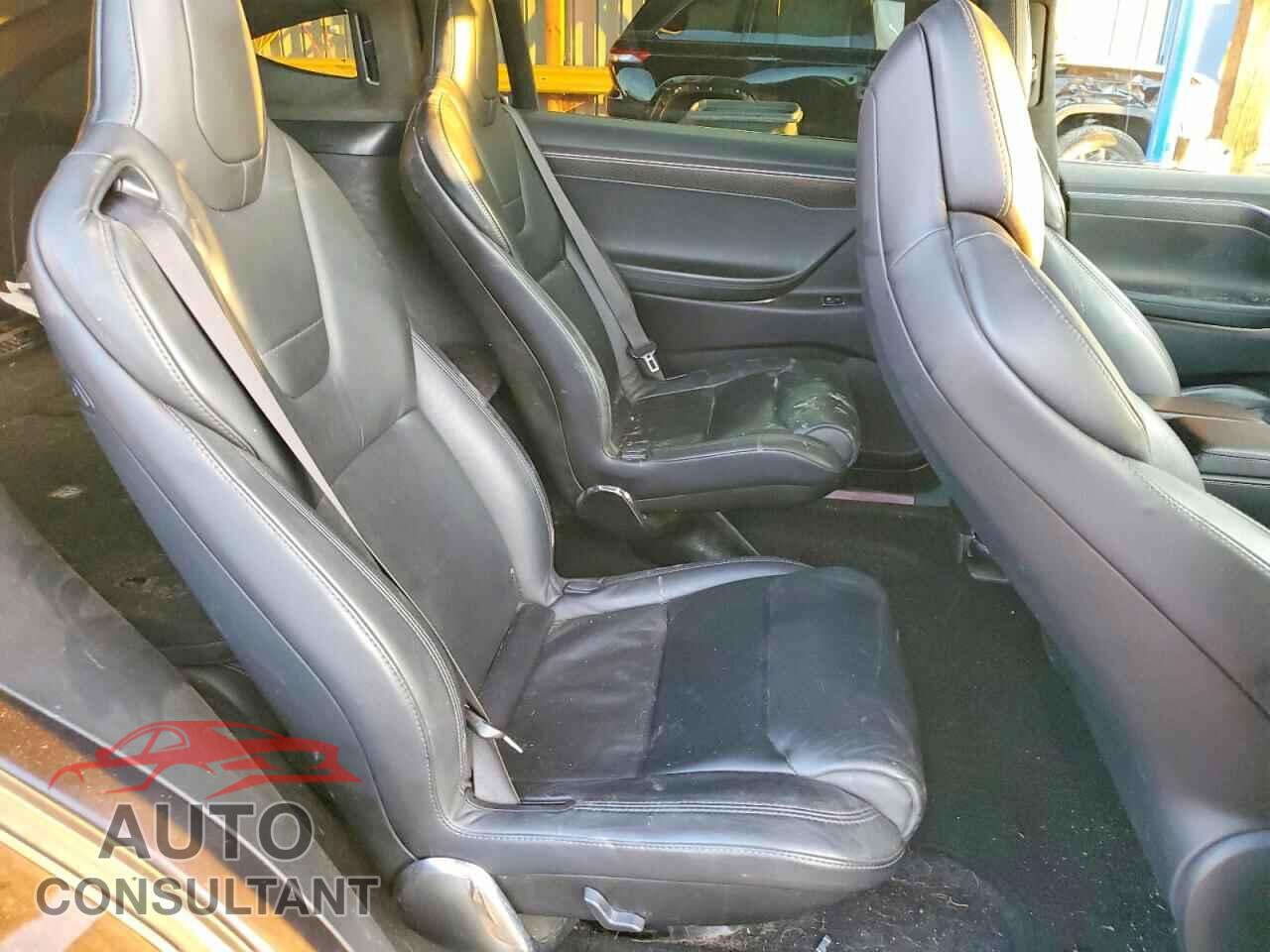 TESLA MODEL X 2017 - 5YJXCBE29HF060691