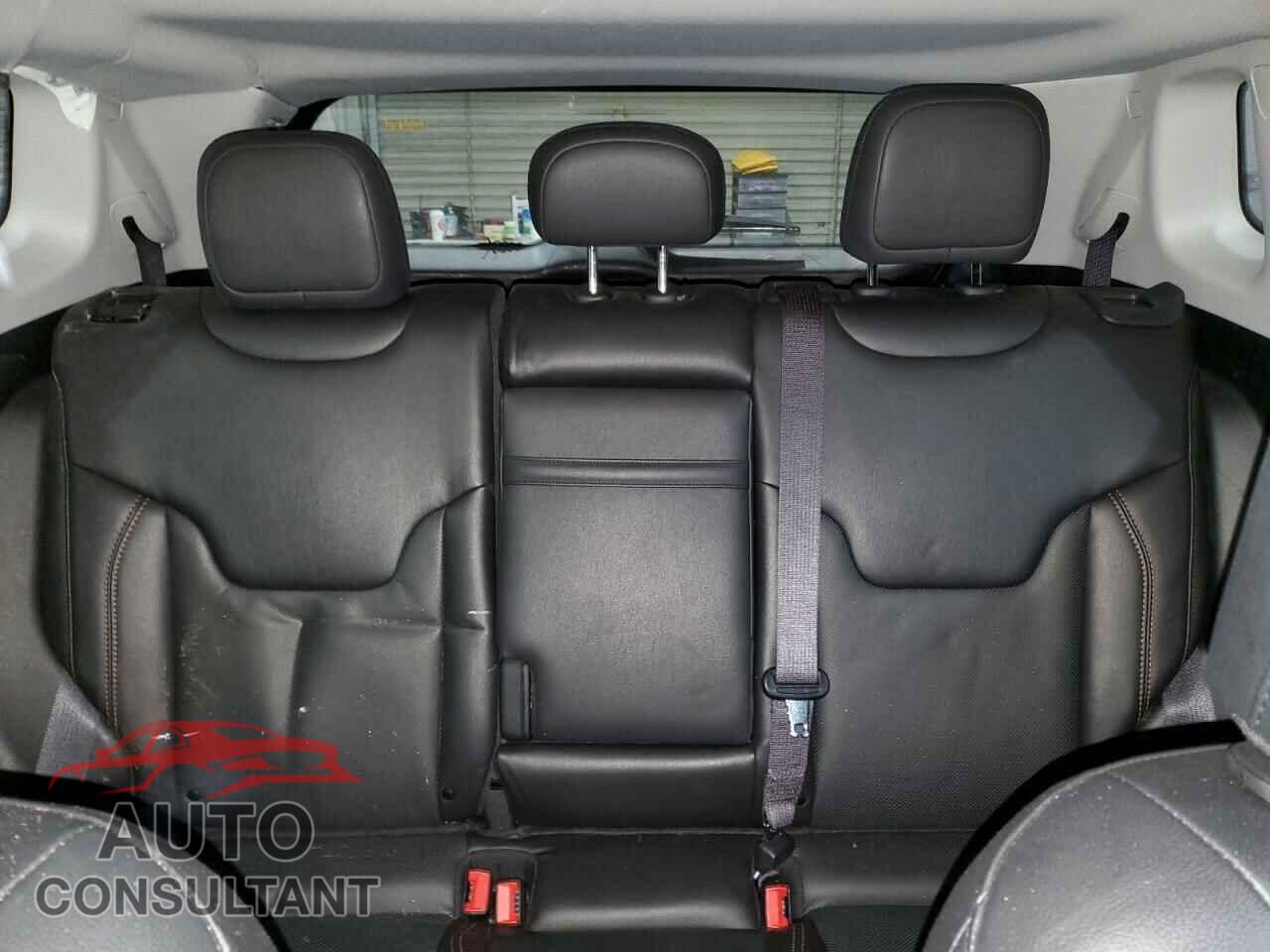 JEEP COMPASS 2019 - 3C4NJDCB3KT787524
