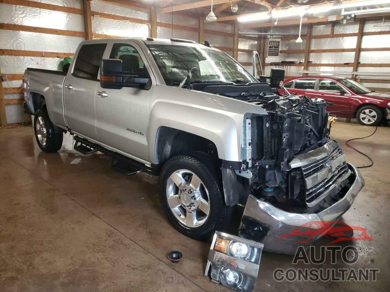 CHEVROLET SILVERADO 2018 - 1GC1KUEG0JF214366