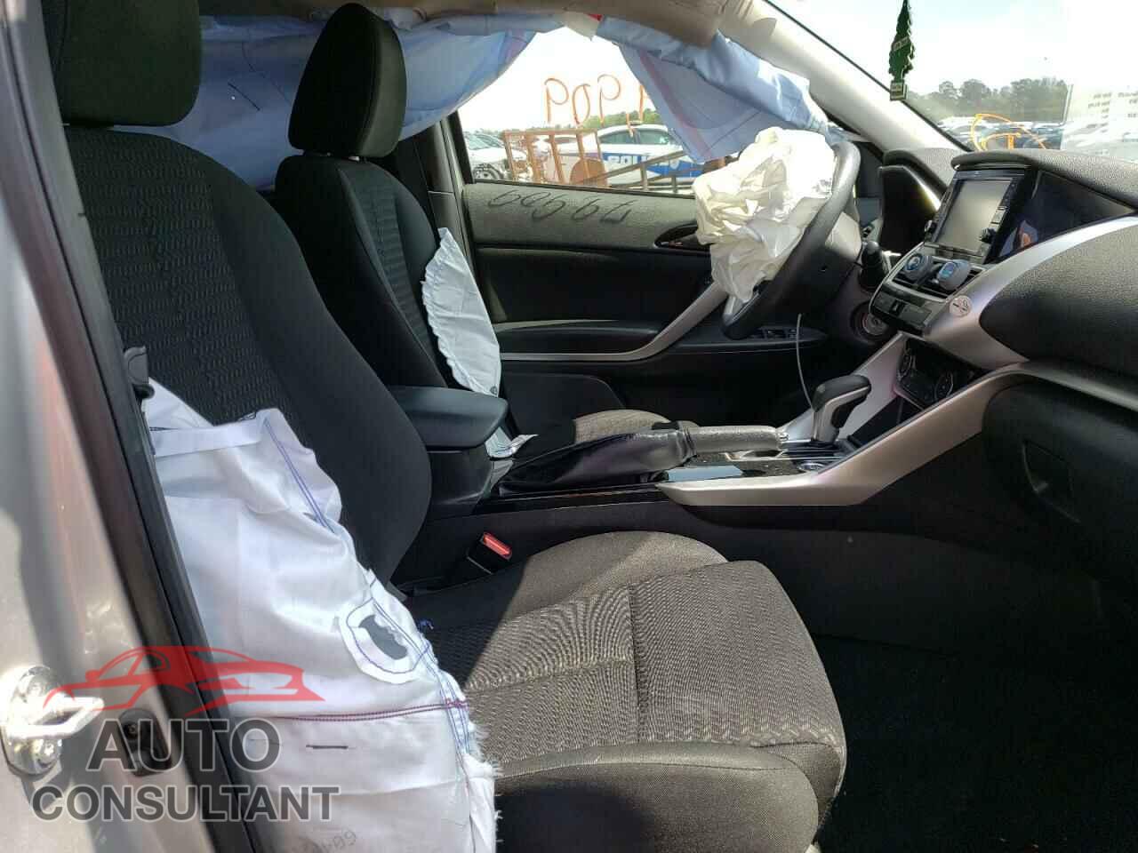 MITSUBISHI ECLIPSE 2019 - JA4AT3AA6KZ033761