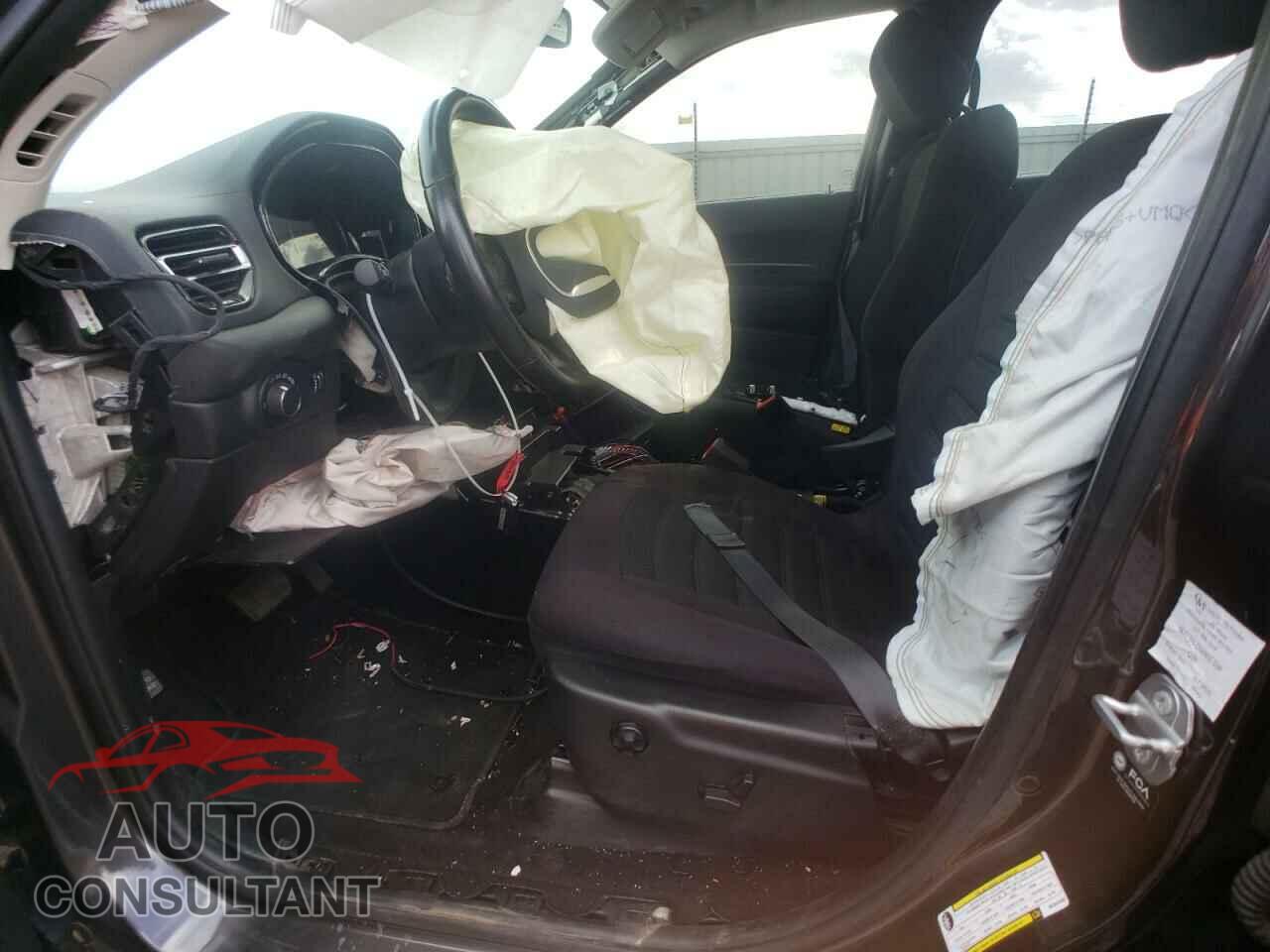 DODGE DURANGO 2021 - 1C4SDJFT6MC642358