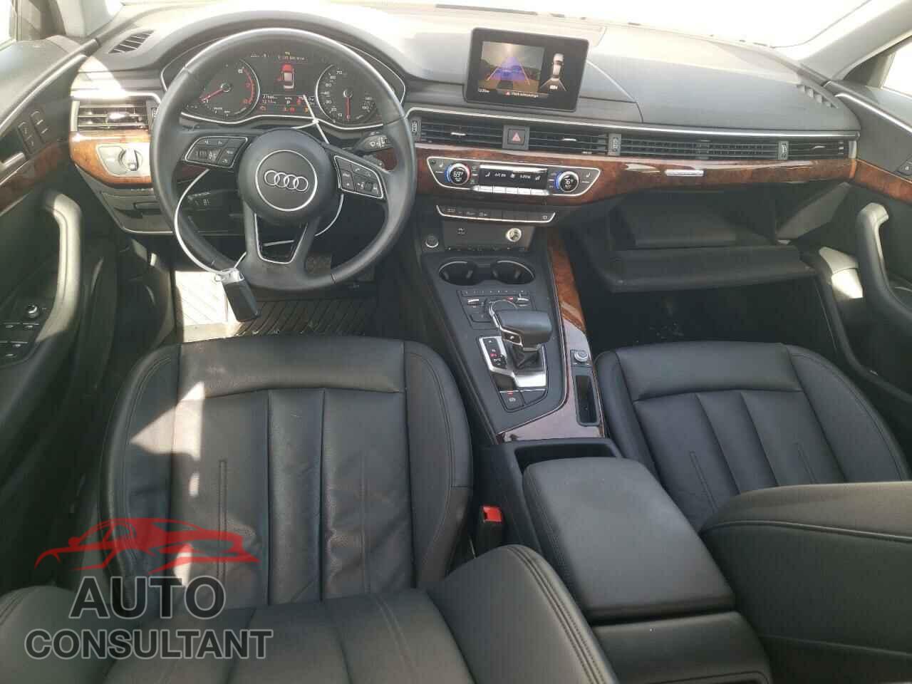AUDI A4 2019 - WAUDNAF41KN005309