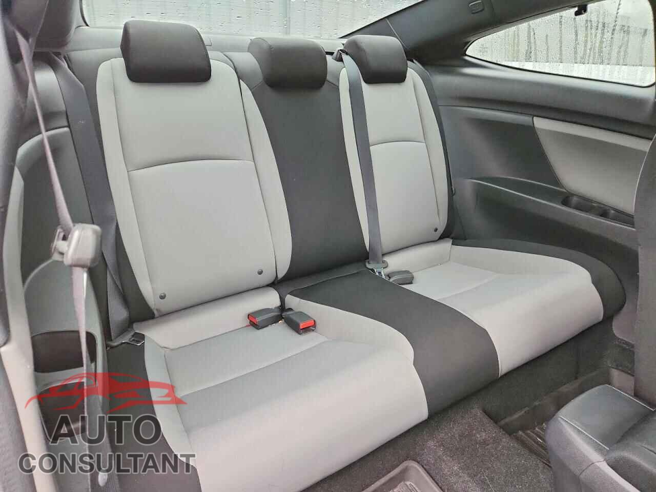 HONDA CIVIC 2017 - 2HGFC4B05HH304617