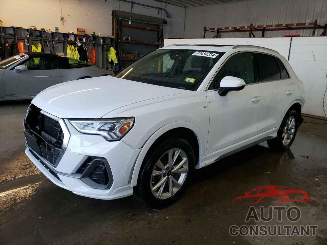 AUDI Q3 2021 - WA1EECF38M1028634