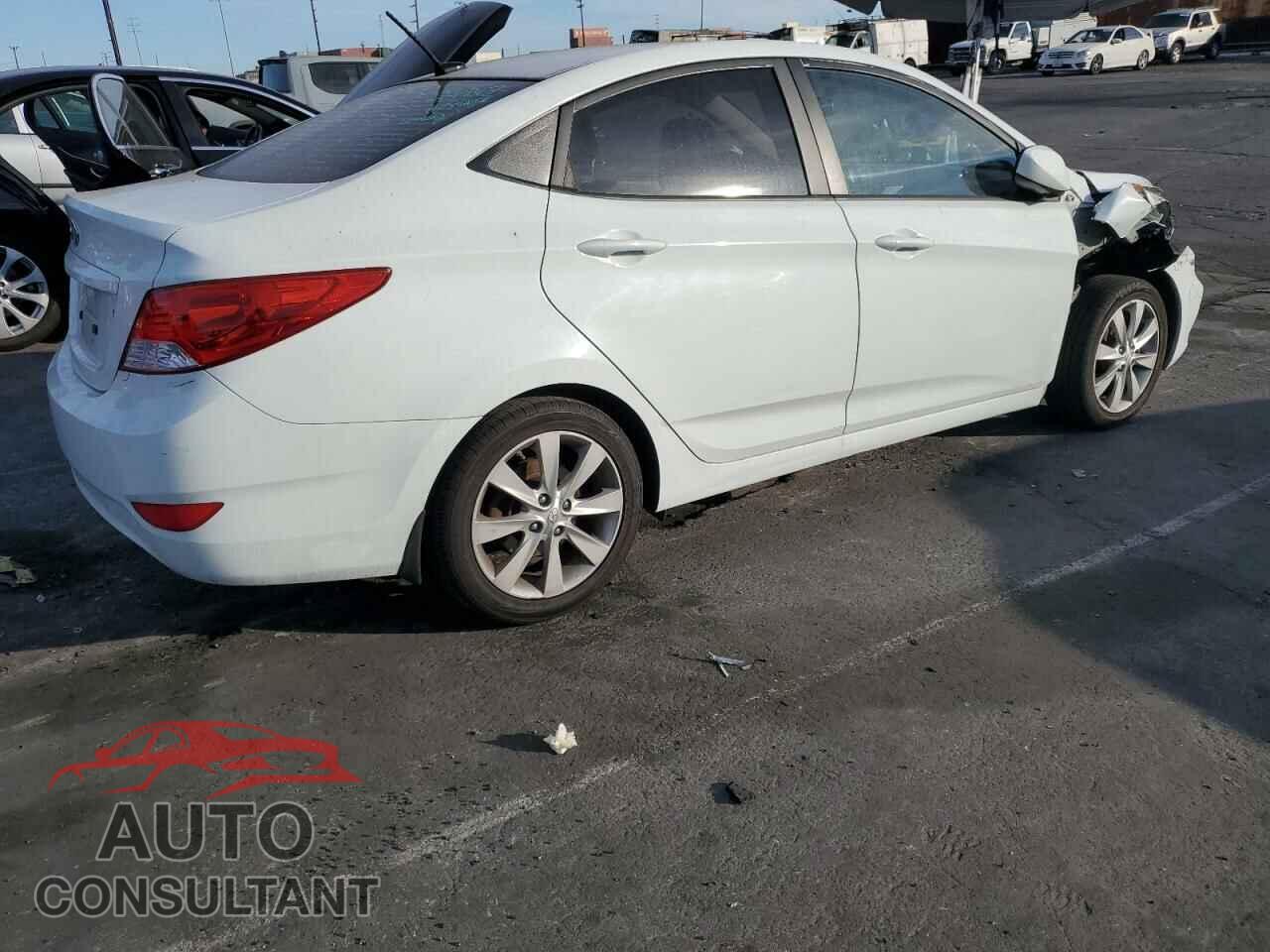 HYUNDAI ACCENT 2013 - KMHCU4AEXDU461994
