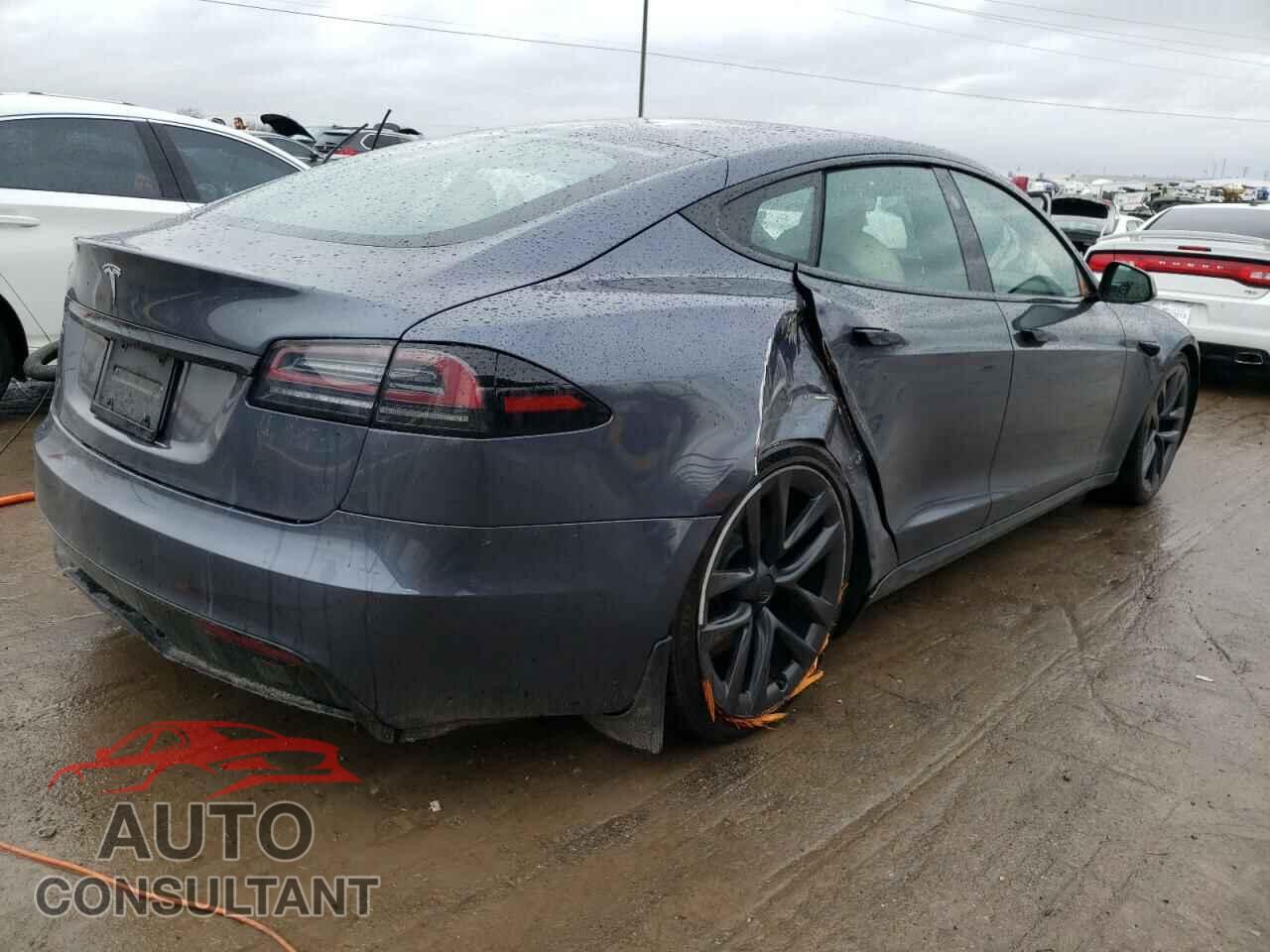 TESLA MODEL S 2022 - 5YJSA1E58NF475758
