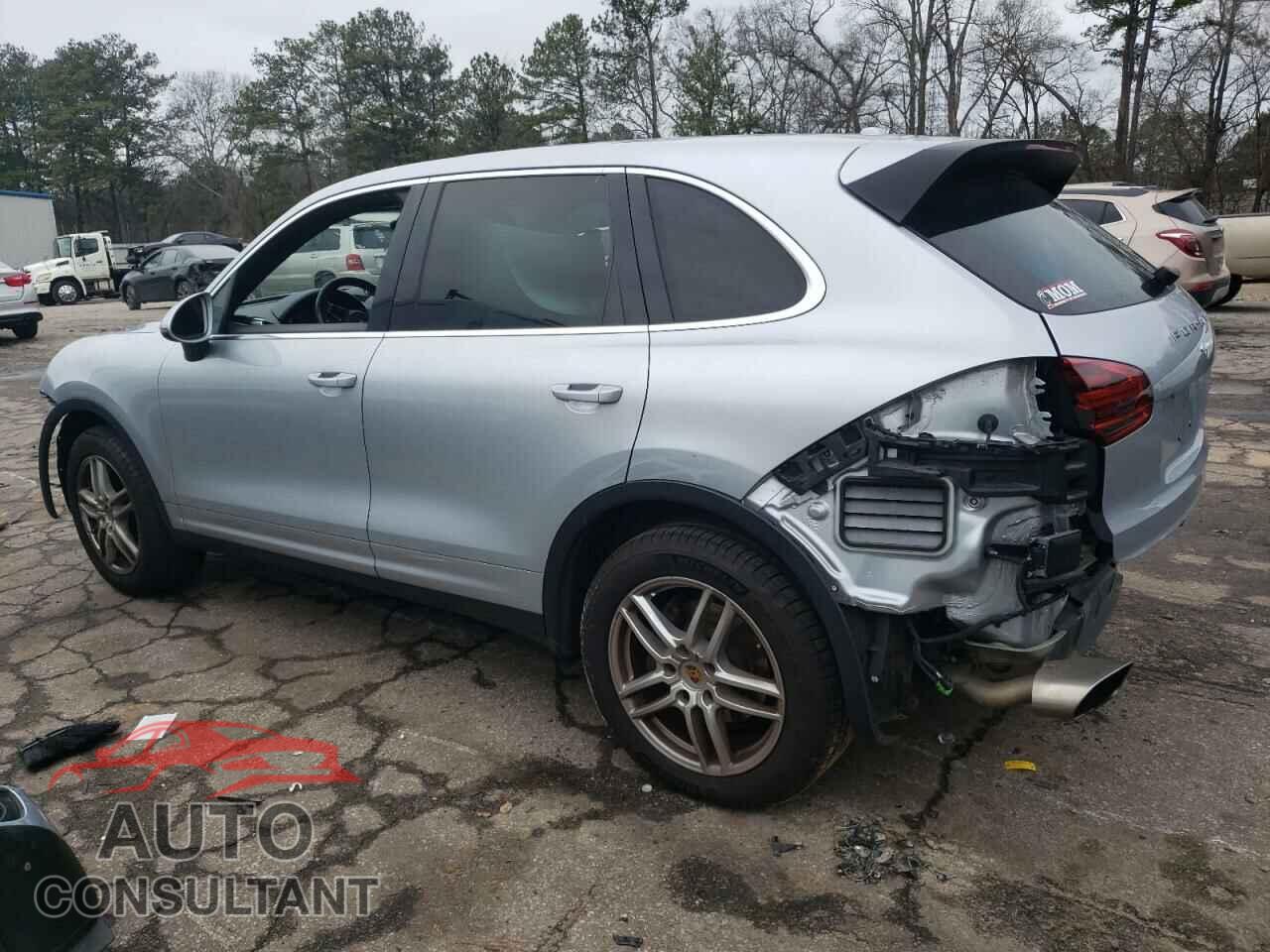 PORSCHE CAYENNE 2016 - WP1AA2A23GKA09978