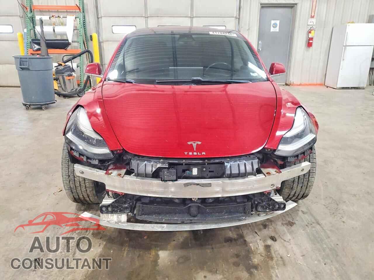 TESLA MODEL 3 2018 - 5YJ3E1EB6JF121634