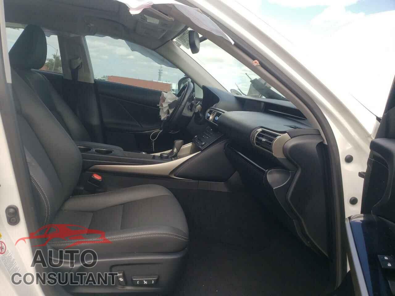 LEXUS IS 2016 - JTHBA1D26G5022149