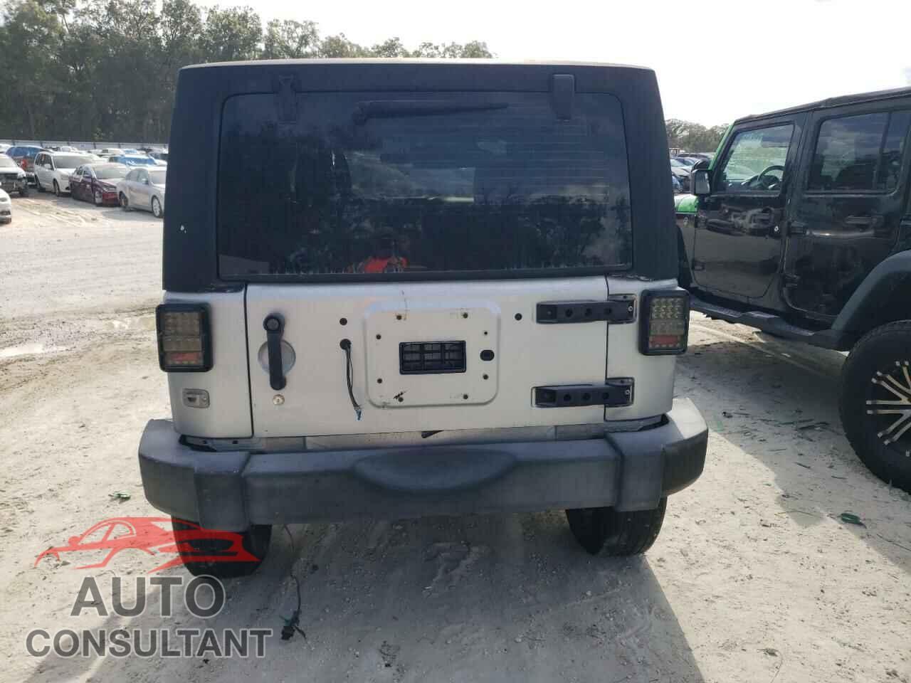 JEEP WRANGLER 2011 - 1J4GA2D15BL592081