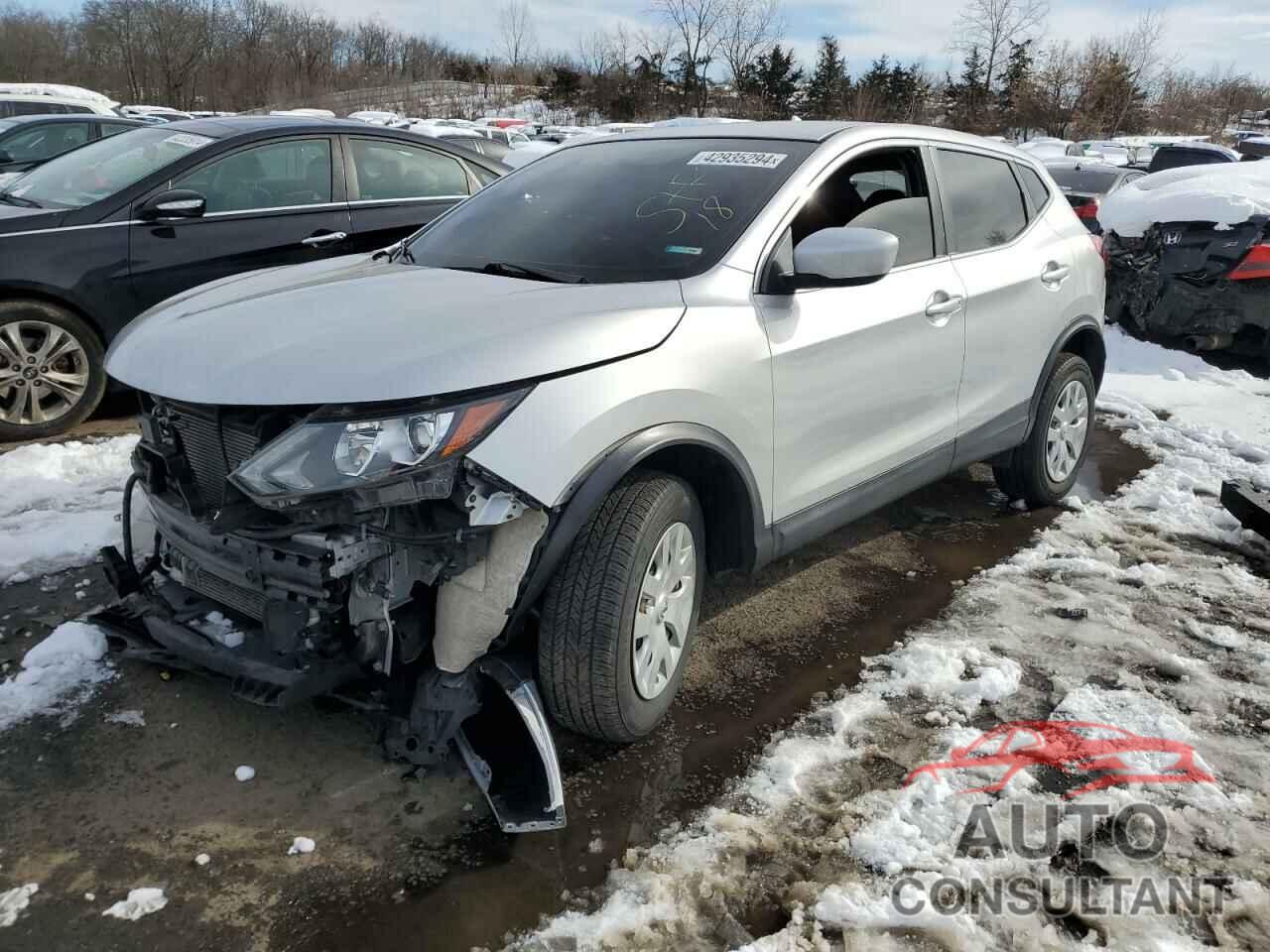 NISSAN ROGUE 2018 - JN1BJ1CR5JW282451