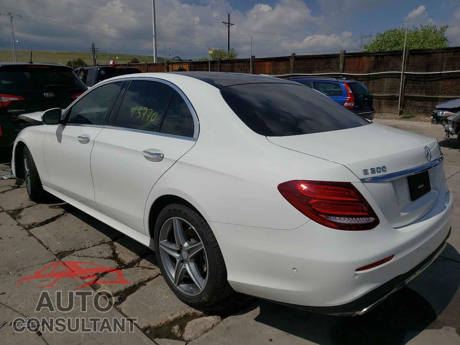 MERCEDES-BENZ E CLASS 2017 - WDDZF4KB3HA024672